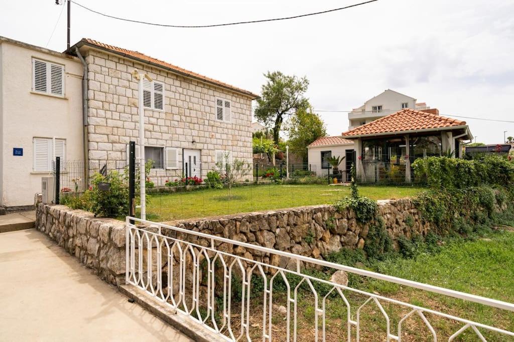 Suite By The Beach For 2 Cavtat Exteriér fotografie